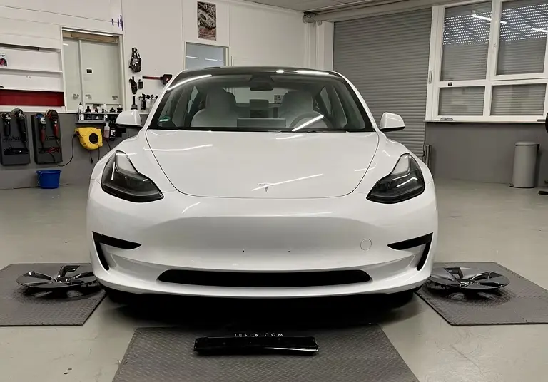 Keramikversiegelung Tesla Model 3 - Foto 4