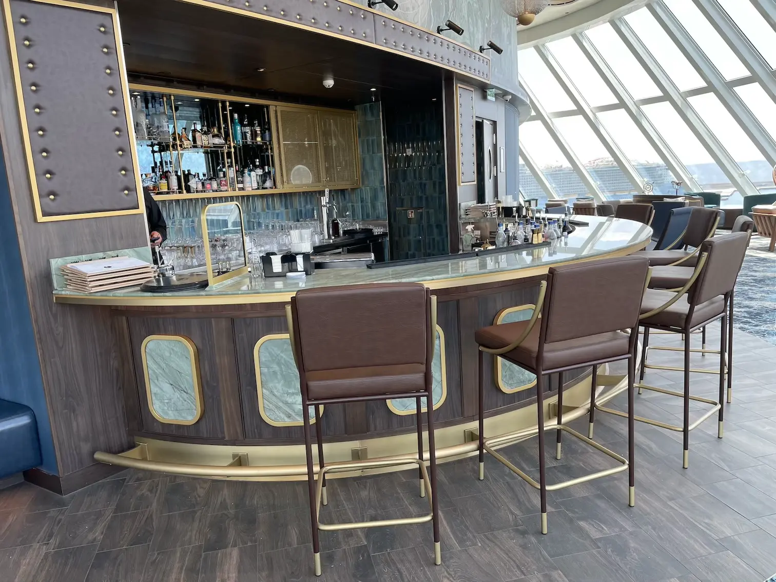 Captain's Bar