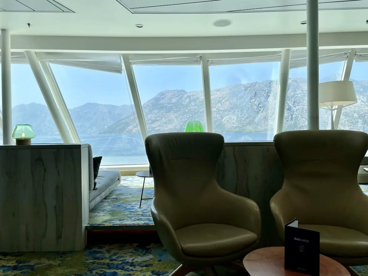 Traumhafter Ausblick aus der Himmel & Meer Lounge auf das Meer