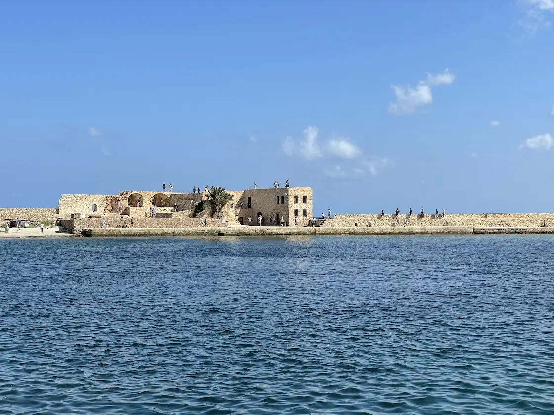 Die Festung Agios Nikolaos Redan in Chania von Weitem