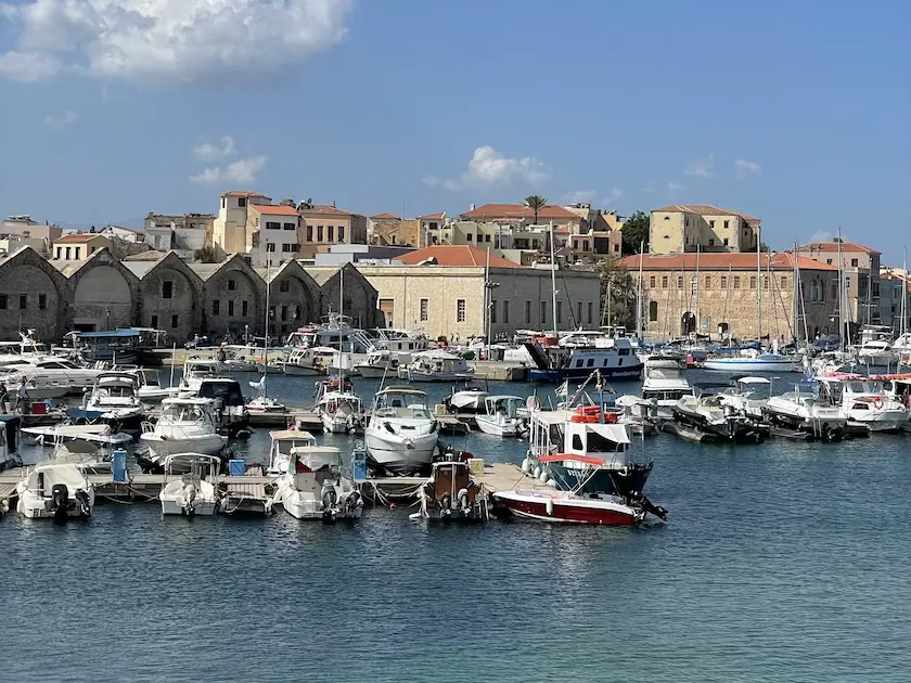 Blick auf den alten venezianischen Hafen von Chania