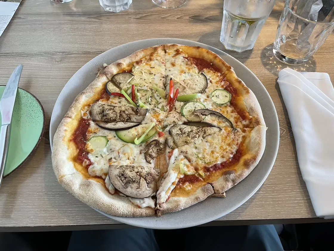 Tomaten, Mozzarella, Aubergine, Zucchini, Paprika
