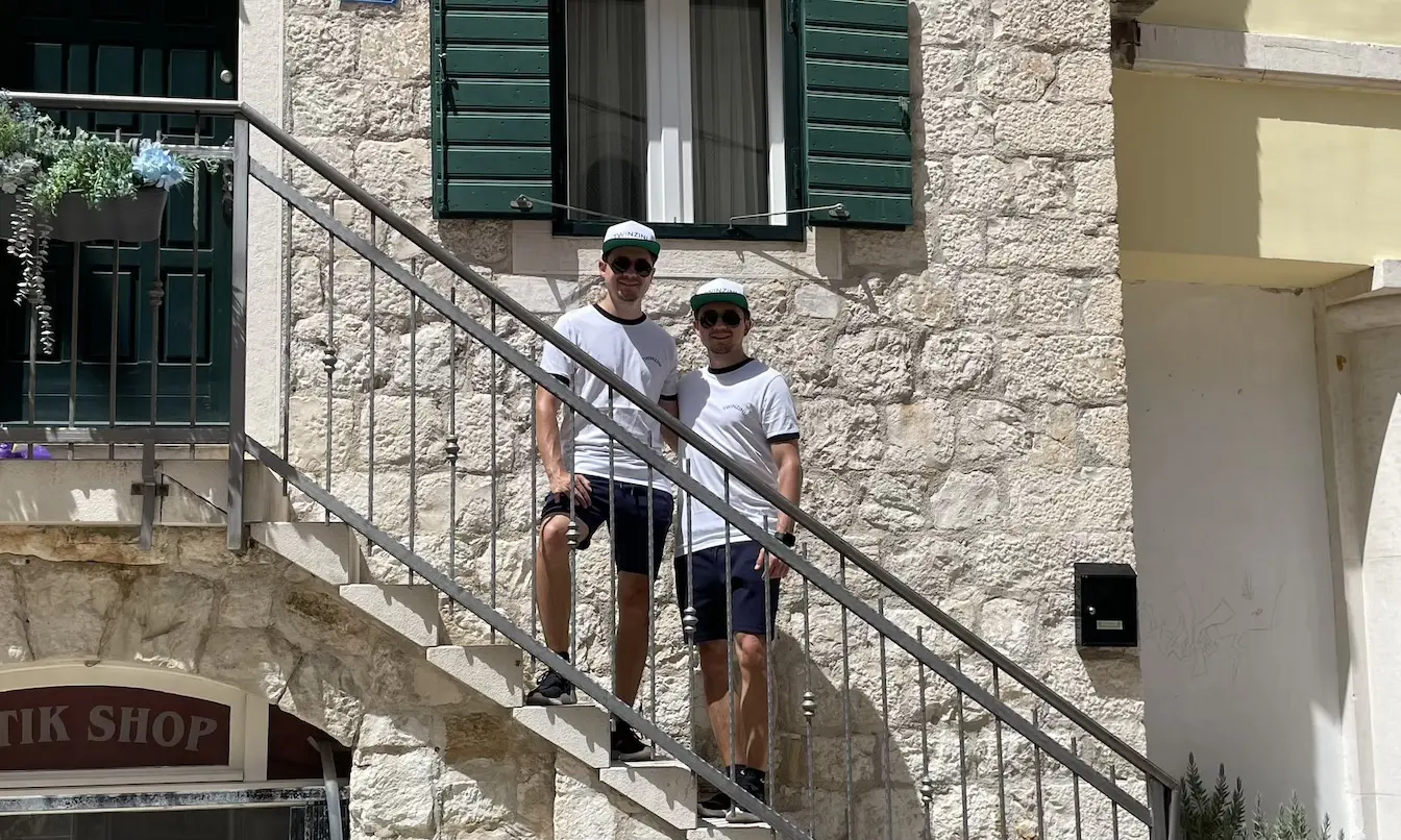 Tinz Twins in der Altstadt von Split